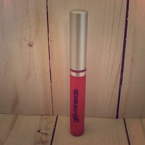 Glo Mineral tinted lip gloss
